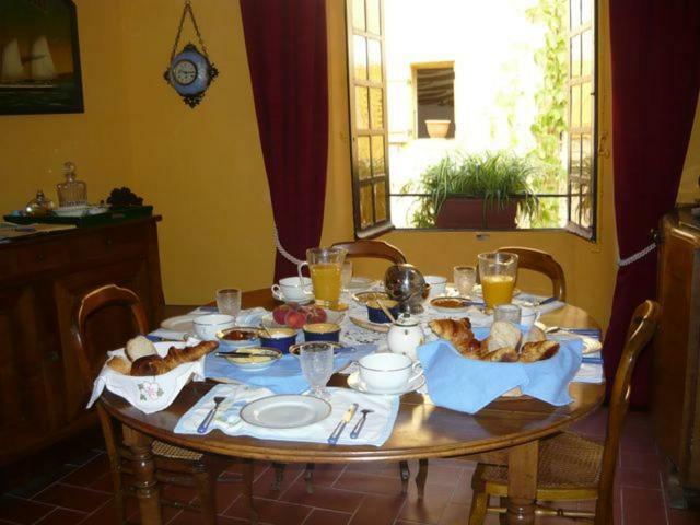 Le Pra De Pe Bed & Breakfast Cotignac Exterior photo